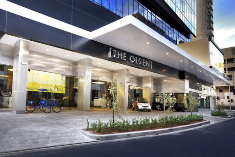 Art Series - The Olsen - Accommodation Nelson Bay 2