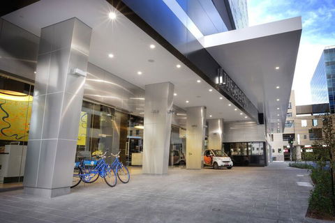 Art Series - The Olsen - Accommodation Nelson Bay 7