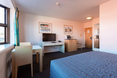 Mayfair Plaza Motel - Accommodation Nelson Bay 6