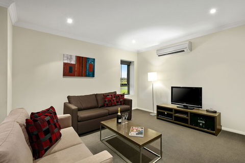 Quest Singleton - Accommodation Nelson Bay 3