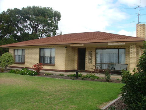 Kirazz - Accommodation Nelson Bay 5