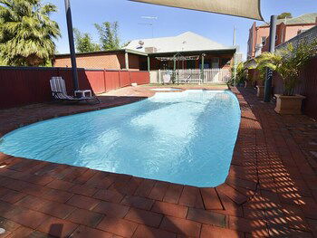 Wentworth Central Motor Inn - Nelson Bay Accommodation.com 1