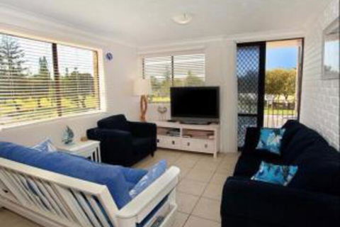 Pacific 1 / 103 - Accommodation Nelson Bay 3