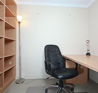 Accommodate Canberra - The Avenue - Accommodation Nelson Bay