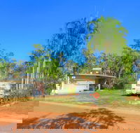 Batchelor Holiday Park - Accommodation Nelson Bay