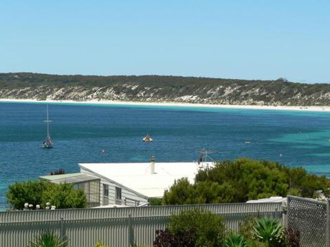 Fareview Beach House - Accommodation Nelson Bay 2