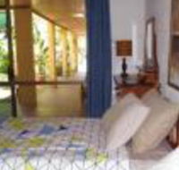Shady Grove B  B - Accommodation Nelson Bay