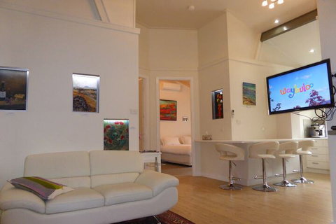 A Colourcity Apartments - Accommodation Nelson Bay 6