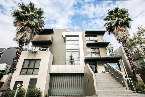 Comfy Kew Apartments - Accommodation Nelson Bay 1