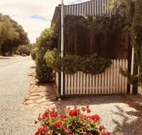 The Olde Devonshire House - Accommodation Nelson Bay