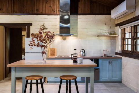 Italian Hill Garden Villa - Accommodation Nelson Bay 3