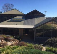 McLaren Vale Backpackers - Accommodation Nelson Bay