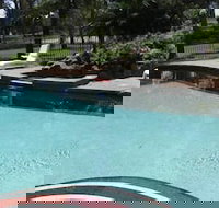 Charbonnier Motor Inn - Accommodation Nelson Bay