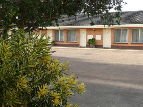 Bordertown Dukes Motorinn - Accommodation Nelson Bay 2