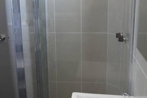 Dickson Backpackers - Accommodation Nelson Bay 5
