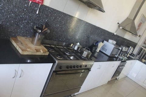 Dickson Backpackers - Accommodation Nelson Bay 7