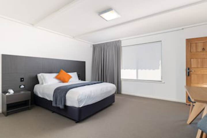 Onkaparinga Hills SA Accommodation Nelson Bay