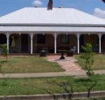 A Homestead on Market - Accommodation Nelson Bay