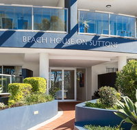 Beach House on Suttons - Accommodation Nelson Bay