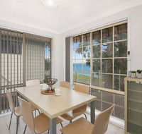Toukley Lake House - Accommodation Nelson Bay