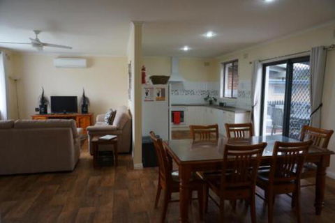 Kohinoor Getaway - Accommodation Nelson Bay 6