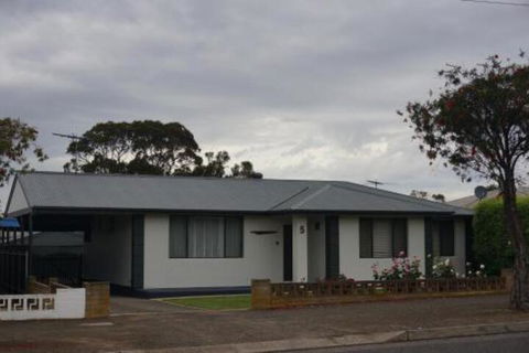 Kohinoor Getaway - Accommodation Nelson Bay 0