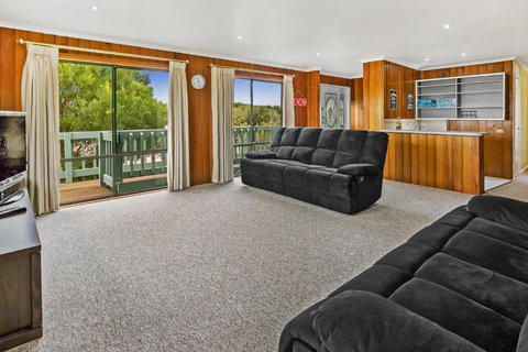 Fairview On Fairhills - Accommodation Nelson Bay 1