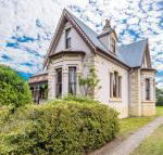 Rosslyn - Accommodation Nelson Bay