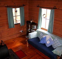 Wombat Cabin - Accommodation Nelson Bay
