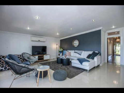 63 The Residence - Accommodation Nelson Bay 4