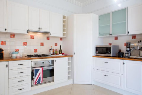 63 The Residence - Accommodation Nelson Bay 3