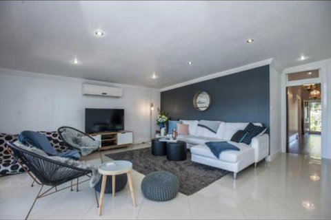 63 The Residence - Accommodation Nelson Bay 0