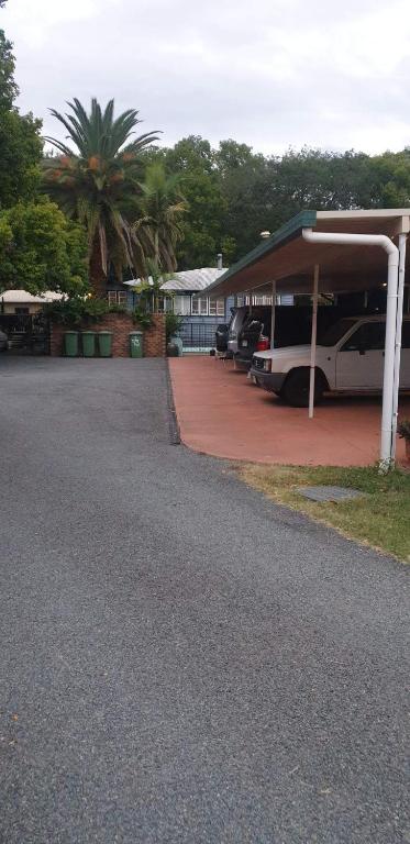 Esk Motel - Accommodation Nelson Bay 3