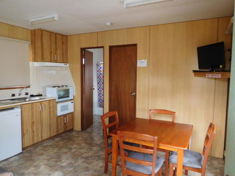 Villa Holiday Park - Accommodation Nelson Bay 5