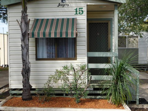 Villa Holiday Park - Accommodation Nelson Bay 2