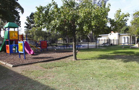 Nagambie Caravan Park & Motel - Accommodation Nelson Bay 3