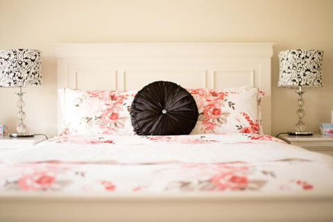The Summer House Retreat - Accommodation Nelson Bay 4