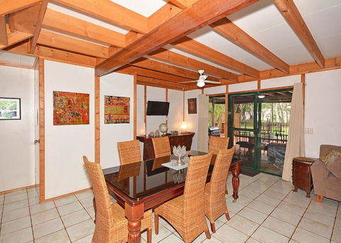 Our Bali House Absolute Beach Front - Accommodation Nelson Bay 6