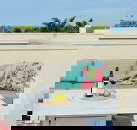 BOUTIQUE STAYS - Hampton Lookout - Accommodation Nelson Bay