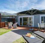 Capella Villa No. 2 luxury with outdoor kitchen - Accommodation Nelson Bay