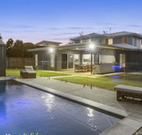 Ebony Rose Tweed Coast Holidays