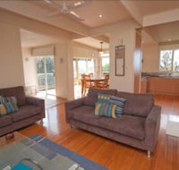 Nakarra - Accommodation Nelson Bay