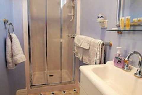 Wild Cherry Bed & Breakfast - Nelson Bay Accommodation.com 1