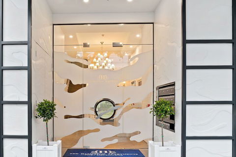 The Hamptons Apartments - Port Melbourne - Accommodation Nelson Bay 3