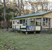 Pebbly Beach Shacks - Nelson Bay Accommodation.com