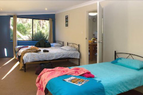 Plomer Beach House - Accommodation Nelson Bay 2