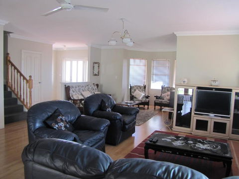 Ocean View Retreat - Accommodation Nelson Bay 3