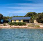 The Beach House - Accommodation Nelson Bay