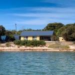 The Beach House - Accommodation Nelson Bay 0