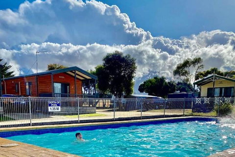 Geelong Surfcoast Hwy Holiday Park - Accommodation Nelson Bay 4